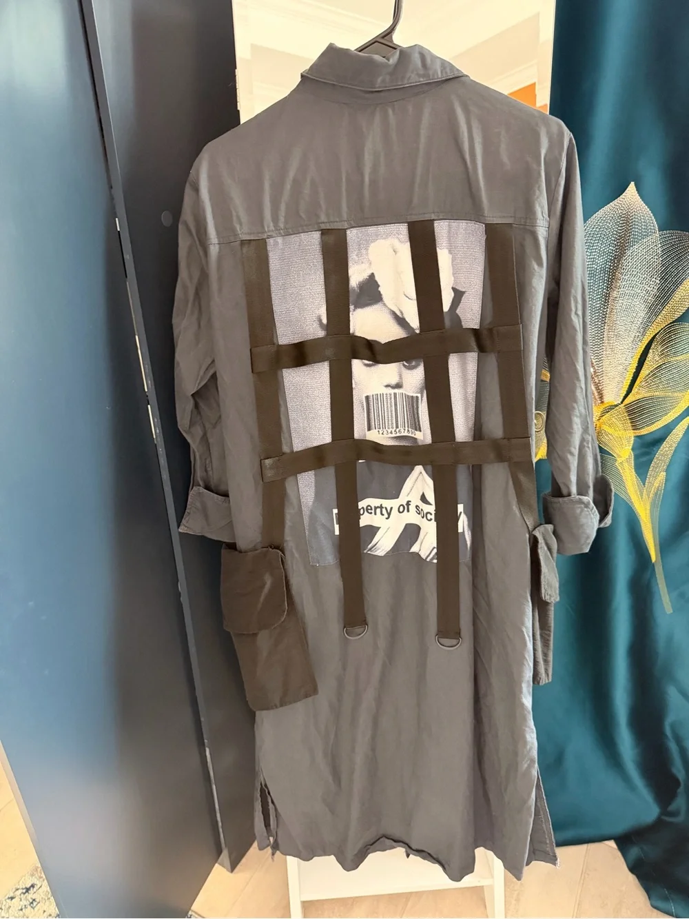 Design Lab Lord & Taylor Gray Trench Coat with Yellow Graphic Arrow